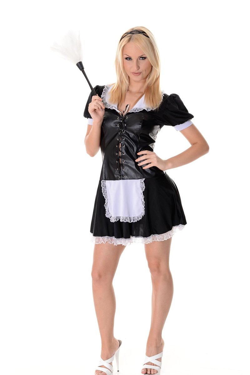 Александра, 24 года, 4 размер груди